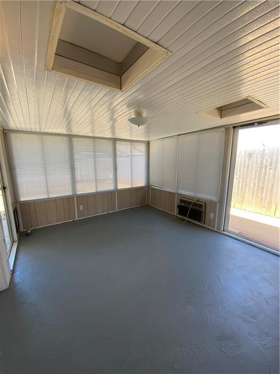 Building Photo - 2417 Pinon Pl