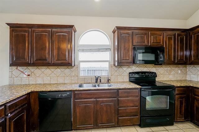 Building Photo - 10909 Braemoor Dr