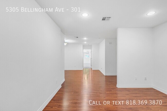 Building Photo - 5305 Bellingham Ave