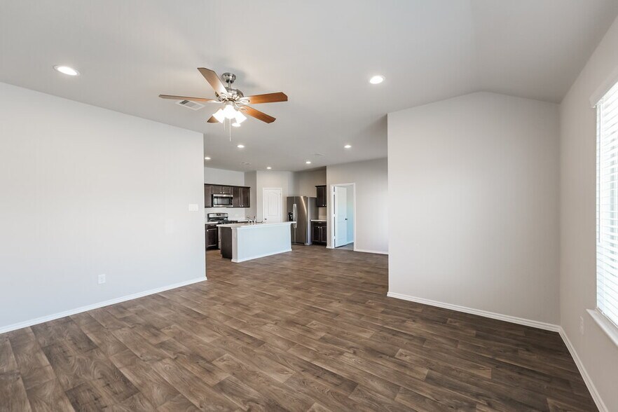 Building Photo - 21302 Brookwood Cres Dr