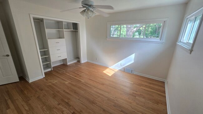 Building Photo - 675 Verdant Dr