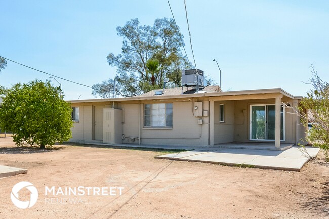 Building Photo - 2801 E Coconino Vista