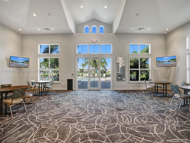 Building Photo - 4810 Eucalyptus Dr