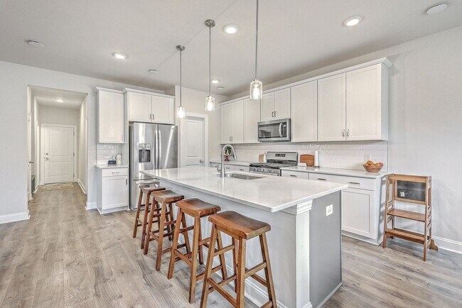 Building Photo - 4 Bedroom Pond View Rental Home in Cane Bay | Jasmine Point Summerville SC
