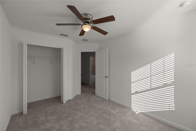 Building Photo - 3601 SE 37th Ct