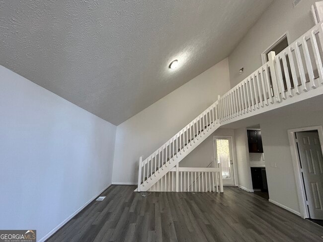 Building Photo - 4870 Wade Valley Way