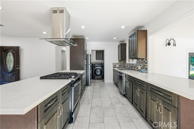 Building Photo - 7112 Teesdale Ave