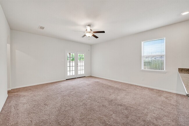 Building Photo - 2112 Mule Ridge Dr