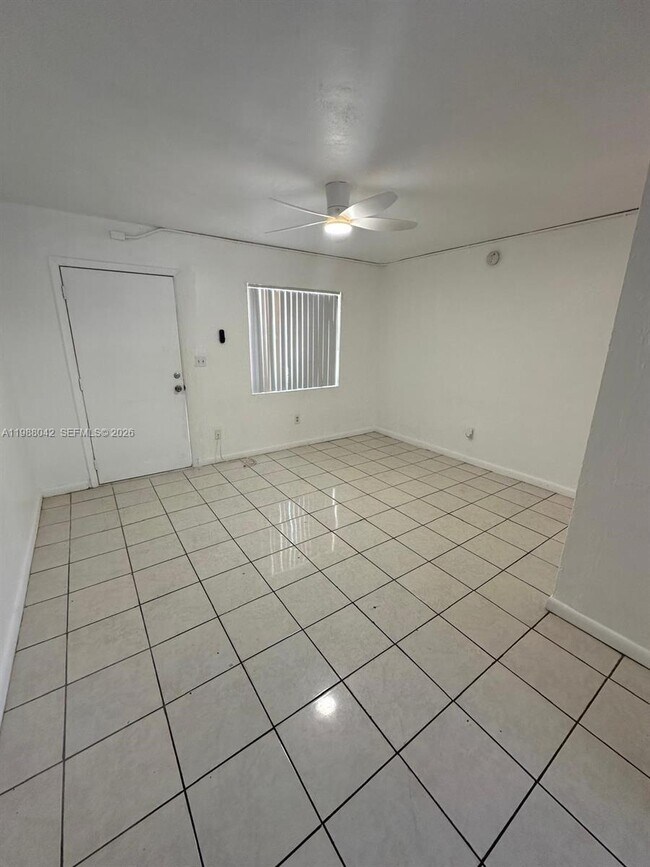 Building Photo - 100 NE 78th St