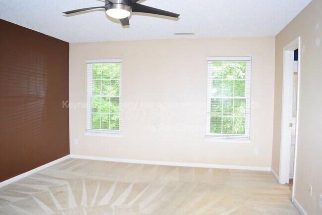 Building Photo - 3809 Peppercorn Way