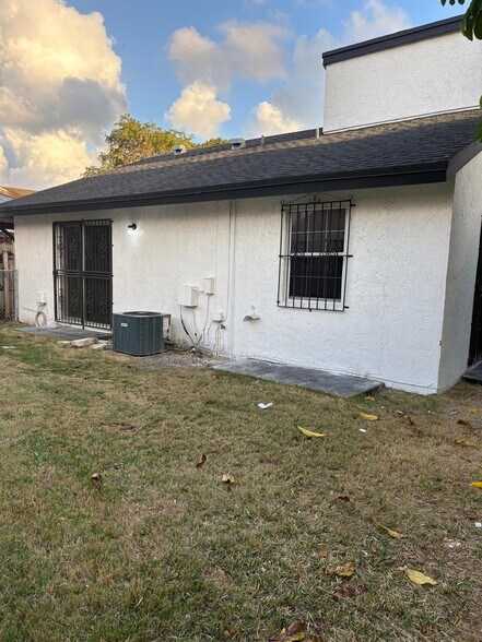 Building Photo - 12231 SW 210th St