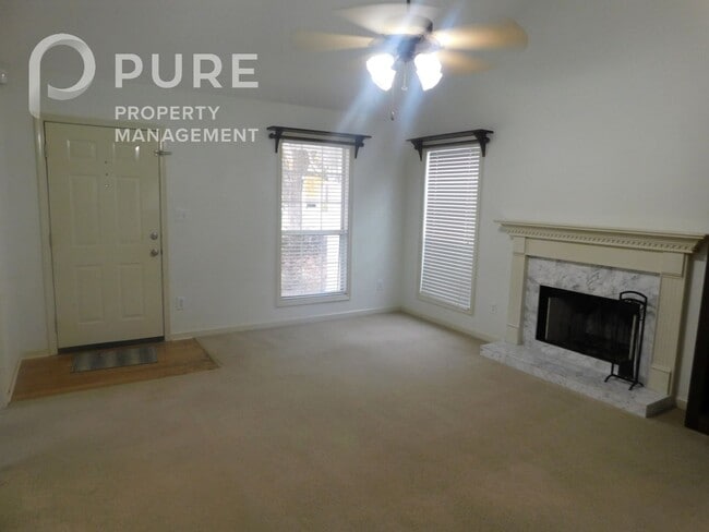 Building Photo - 1011 Wyndham Ln