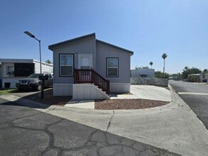 Building Photo - 1624 Palm St