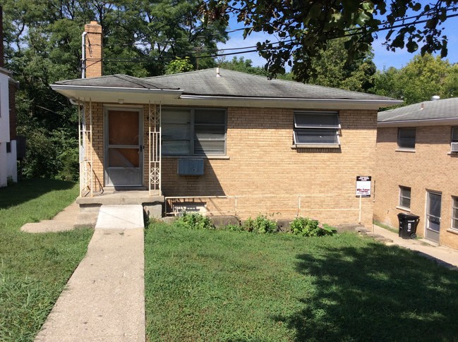Building Photo - 833-837 Seton Ave