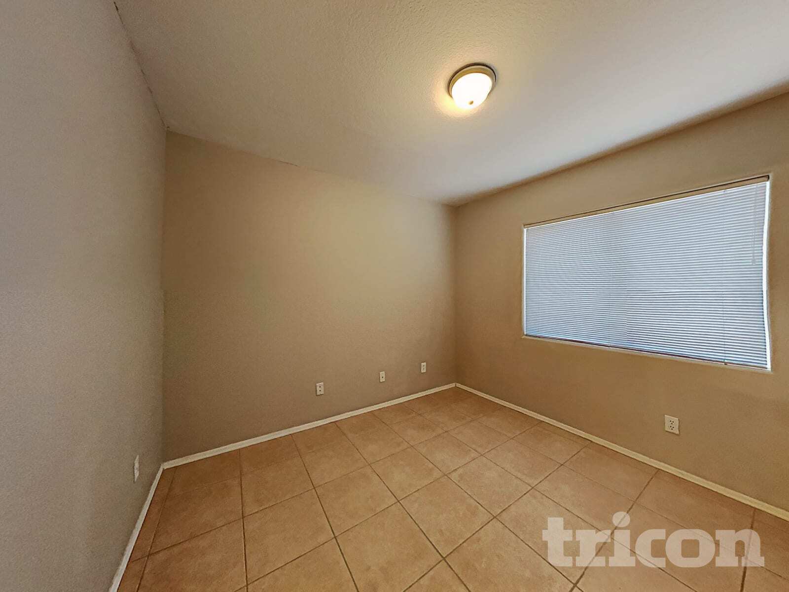Building Photo - 3555 W Via Del Sol Dr