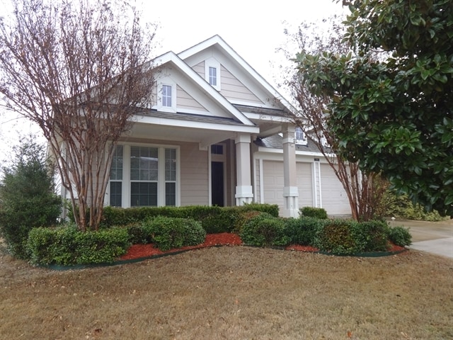 Building Photo - 2506 Parkview Dr