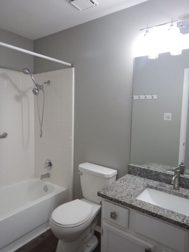 Building Photo - 5906 Spring Crossing