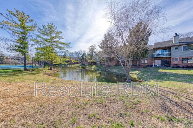 Building Photo - 4381 Village Parkway Cir W