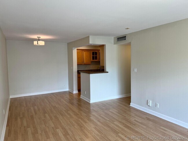 Building Photo - 1515 E Broward Blvd