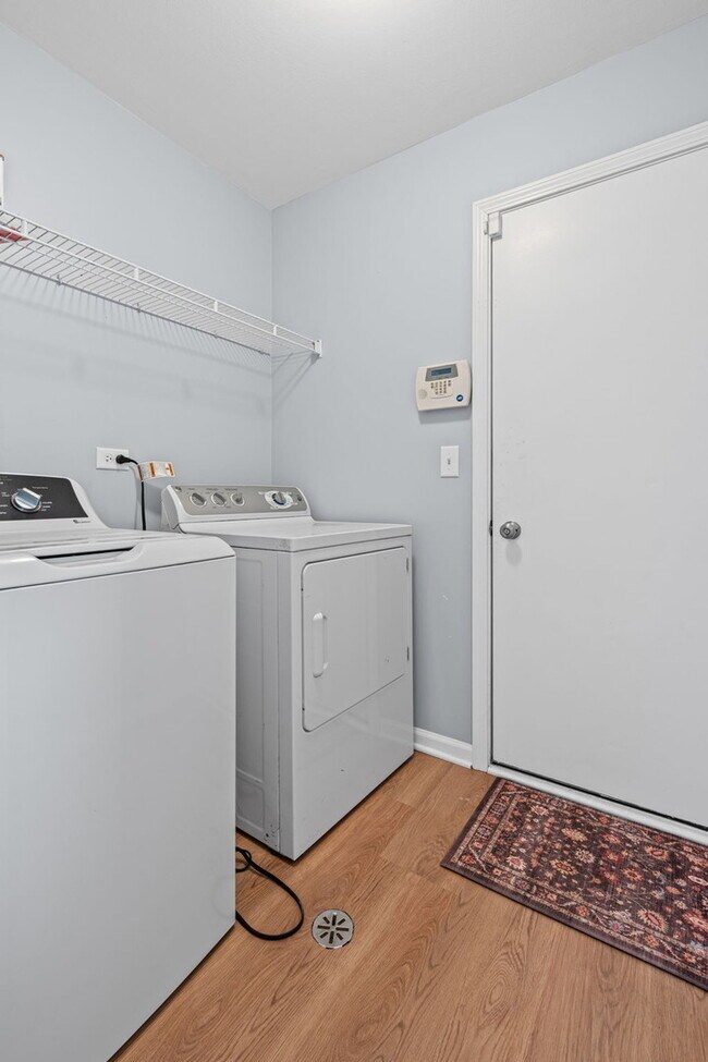 Building Photo - 931 Taralon Trail
