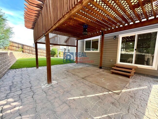Building Photo - 7464 Bonterra Ln