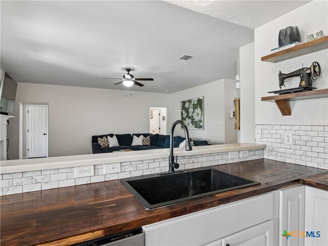 Building Photo - 2170 Jolie Ct