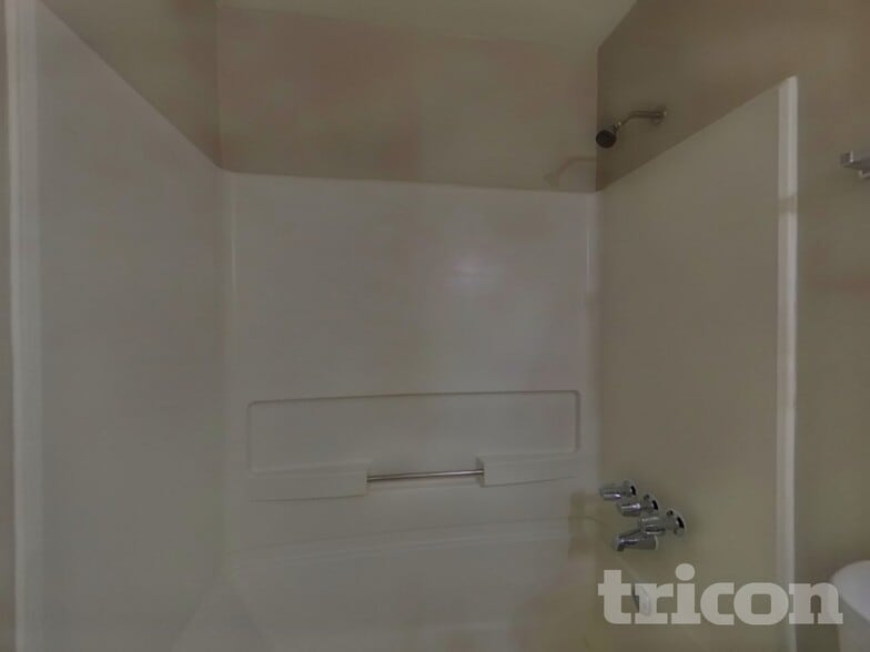 Building Photo - 262 Stonewood Dr