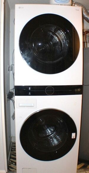 Building Photo - 55 Tall Oaks Dr