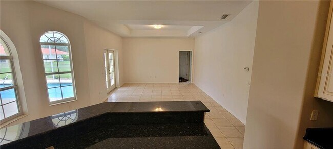 Building Photo - 4265 E Amsterdam St