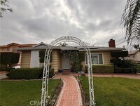 Building Photo - 354 N Toland Ave