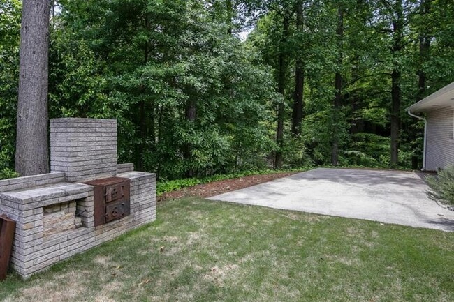 Building Photo - 720 Langford Ln NW