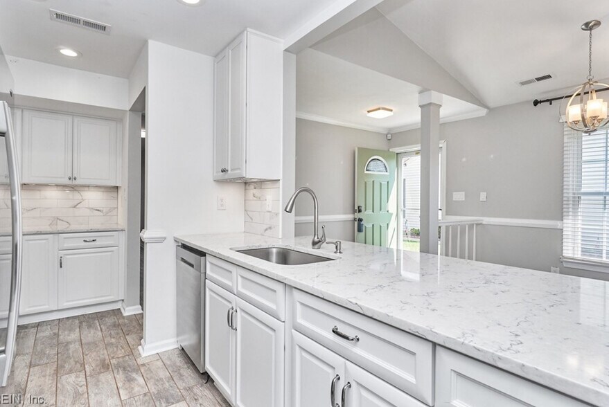 Building Photo - 4731 Marlwood Way