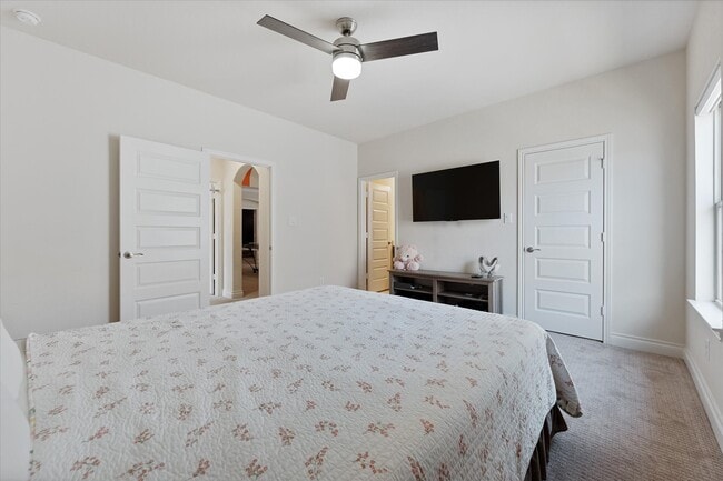 Building Photo - 28216 Beckwood Dr
