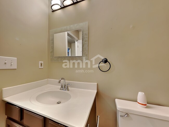 Building Photo - 1514 Shadow Ridge Cir