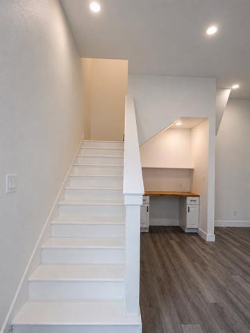 Building Photo - 2224 Hercules Dr
