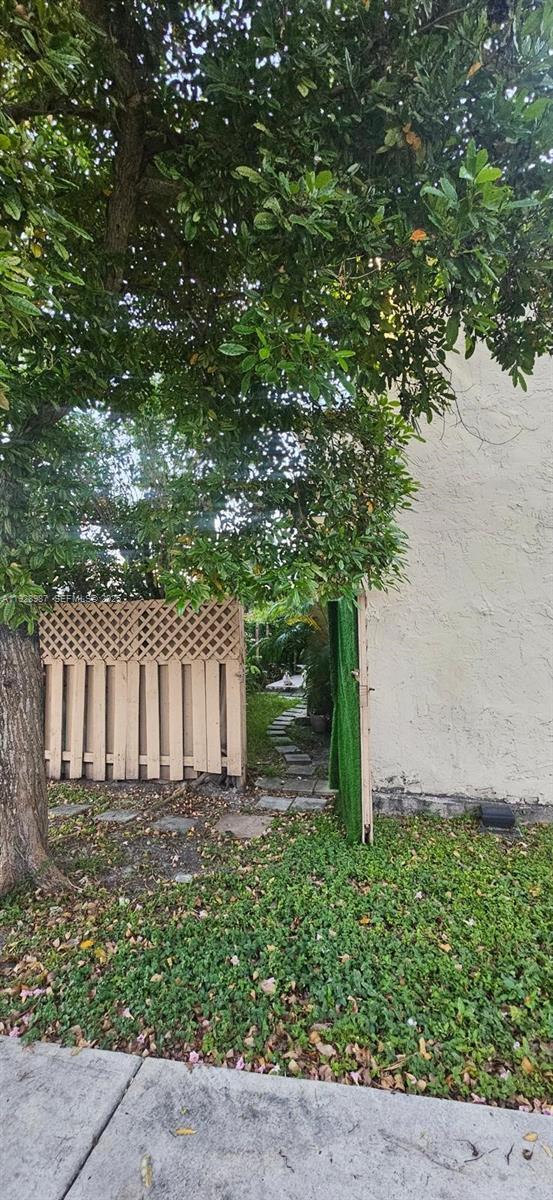 Building Photo - 4210 NW 79th Ave