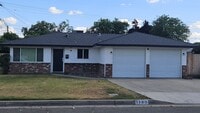 Building Photo - Kingsburg House For Rent