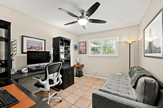 Building Photo - 462 Dewane Dr