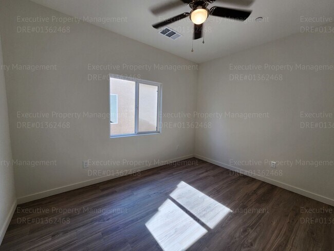 Building Photo - 8521 Grandy St