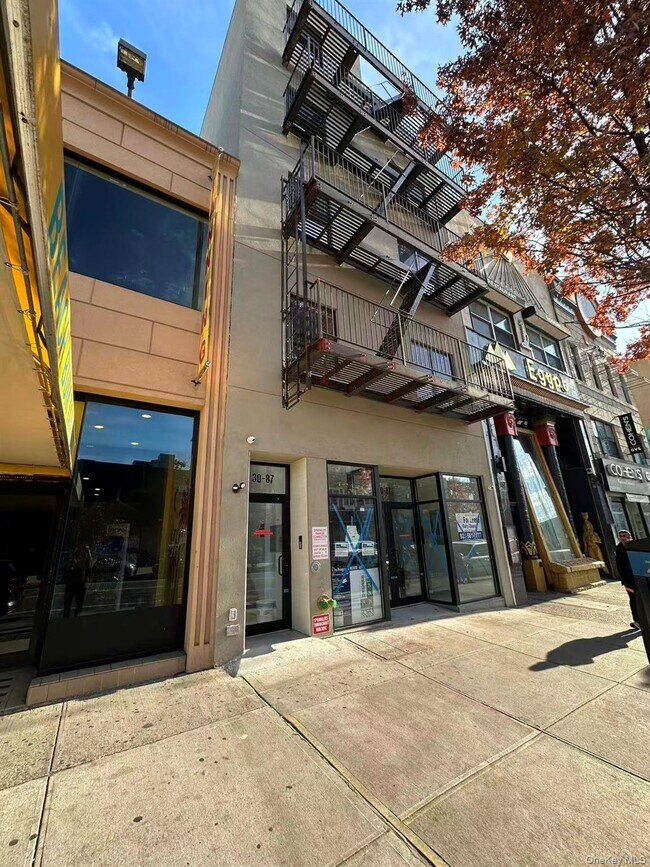 Building Photo - 30-87-87 Steinway St