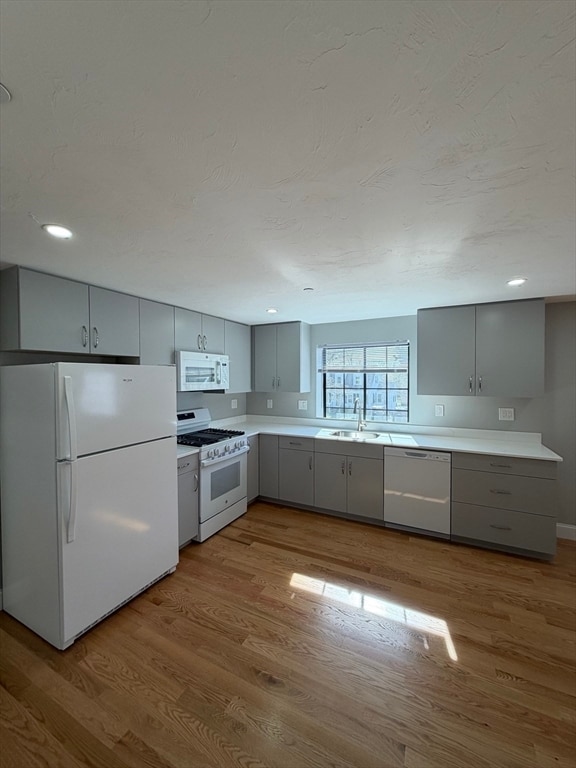 Building Photo - 292 Main St