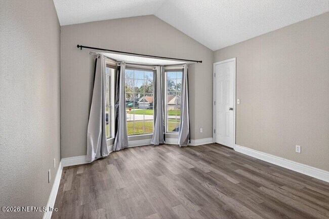 Building Photo - 518 Tuxedo Ct