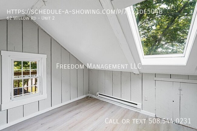 Building Photo - 62 Willow Rd