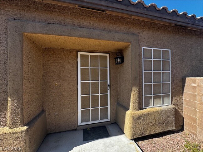 Building Photo - 7232 Deer View Ct