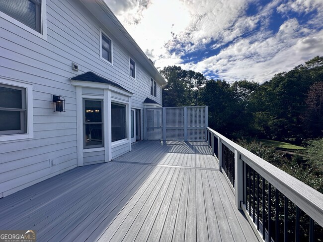 Building Photo - 3363 Somerset Trace