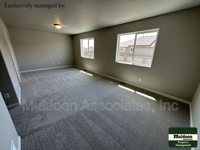 Building Photo - 6131 Old Glory Dr