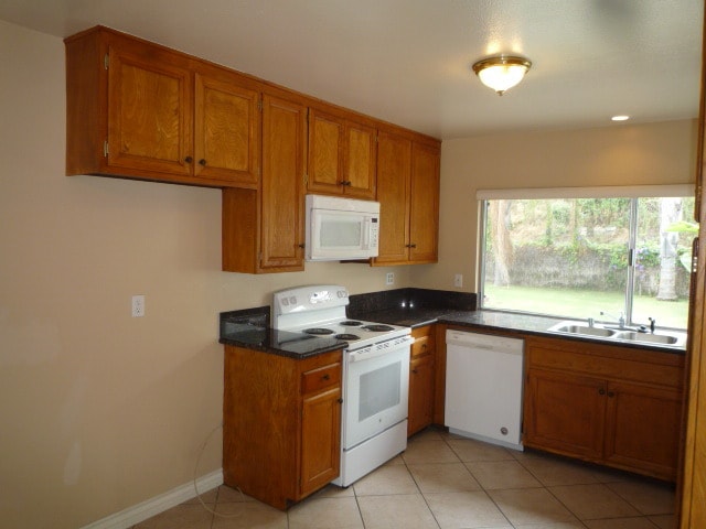 Building Photo - 26601 Avenida Deseo