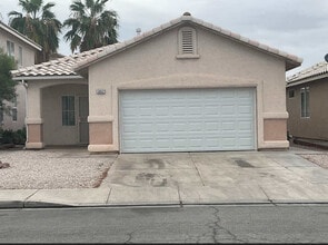 Building Photo - 5952 Hickory Nut Ave