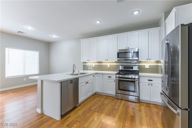 Building Photo - 270 Liberty Point Ct