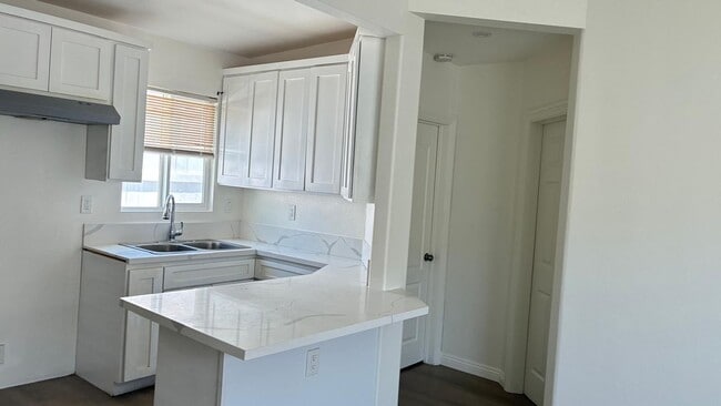 Building Photo - LA9521